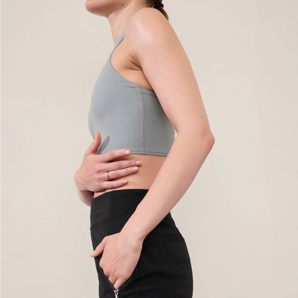 NWT Athleta Trekkie North Mid Rise Short - Picture 8 of 9